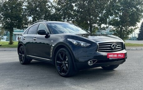 Infiniti QX70, 2015 год, 3 750 000 рублей, 3 фотография