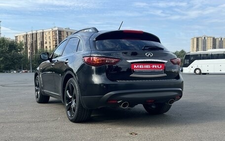 Infiniti QX70, 2015 год, 3 750 000 рублей, 8 фотография