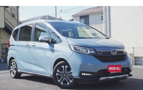 Honda Freed II, 2021 год, 1 700 000 рублей, 2 фотография