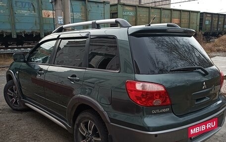 Mitsubishi Outlander III рестайлинг 3, 2006 год, 850 000 рублей, 3 фотография