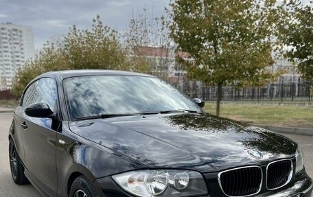 BMW 1 серия, 2009 год, 1 120 000 рублей, 3 фотография