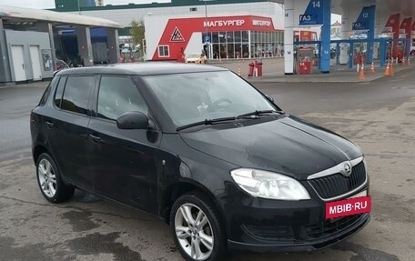 Skoda Fabia II, 2013 год, 700 000 рублей, 2 фотография