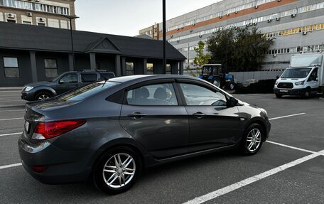 Hyundai Solaris II рестайлинг, 2011 год, 850 000 рублей, 10 фотография