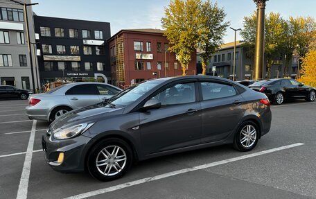 Hyundai Solaris II рестайлинг, 2011 год, 850 000 рублей, 18 фотография