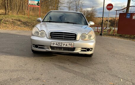 Hyundai Sonata IV рестайлинг, 2004 год, 410 000 рублей, 1 фотография