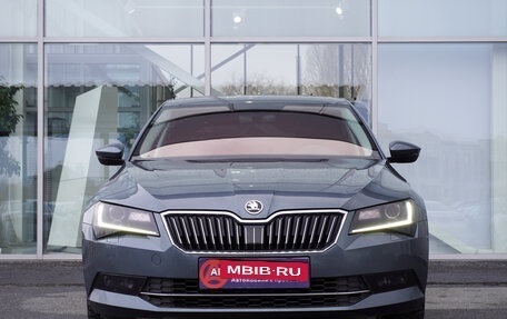 Skoda Superb III рестайлинг, 2018 год, 2 349 000 рублей, 2 фотография