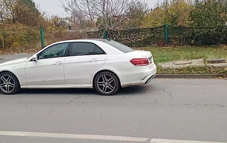 Mercedes-Benz E-Класс, 2015 год, 3 000 000 рублей, 4 фотография