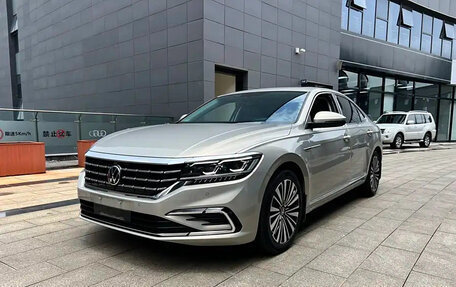 Volkswagen Passat B8 рестайлинг, 2021 год, 2 300 200 рублей, 21 фотография