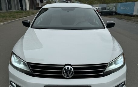 Volkswagen Jetta VI, 2015 год, 2 050 000 рублей, 14 фотография