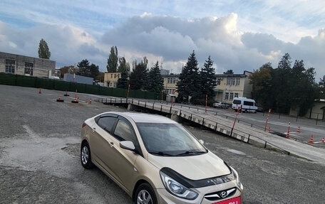 Hyundai Solaris II рестайлинг, 2011 год, 970 000 рублей, 18 фотография