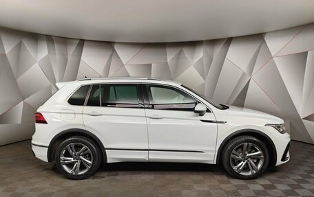 Volkswagen Tiguan II, 2021 год, 4 249 700 рублей, 6 фотография