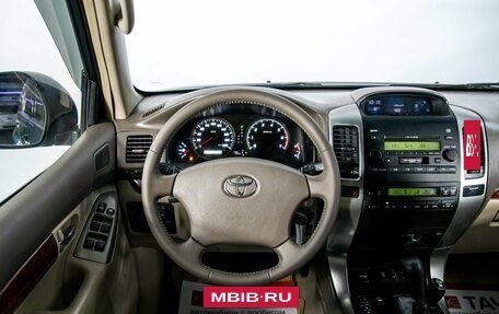 Toyota Land Cruiser Prado 120 рестайлинг, 2006 год, 2 569 000 рублей, 8 фотография