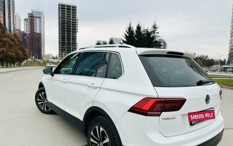 Volkswagen Tiguan II, 2019 год, 2 770 000 рублей, 8 фотография