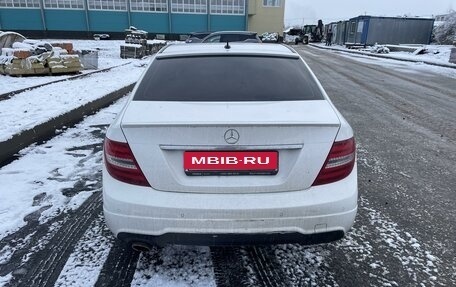 Mercedes-Benz C-Класс, 2013 год, 1 900 000 рублей, 5 фотография