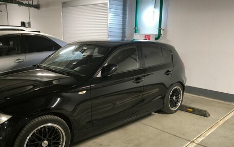 BMW 1 серия, 2008 год, 1 500 000 рублей, 4 фотография