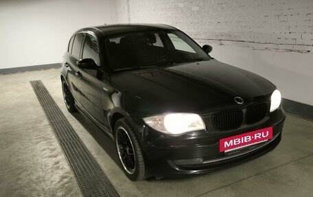 BMW 1 серия, 2008 год, 1 500 000 рублей, 7 фотография