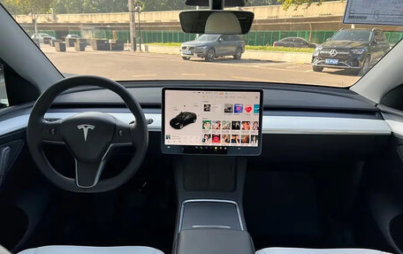 Tesla Model Y I, 2021 год, 4 100 000 рублей, 5 фотография