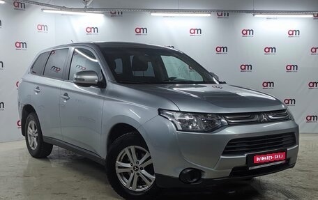 Mitsubishi Outlander III рестайлинг 3, 2013 год, 1 299 000 рублей, 1 фотография