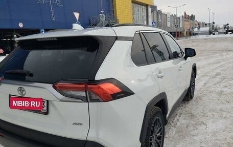 Toyota RAV4, 2020 год, 3 500 000 рублей, 7 фотография