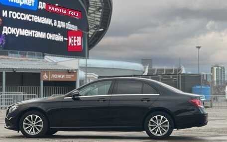 Mercedes-Benz E-Класс, 2018 год, 2 390 000 рублей, 2 фотография