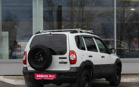 Chevrolet Niva I рестайлинг, 2018 год, 790 000 рублей, 3 фотография