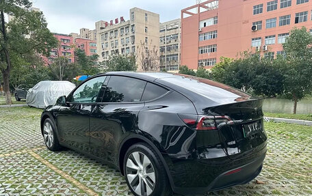 Tesla Model Y I, 2021 год, 3 800 000 рублей, 11 фотография