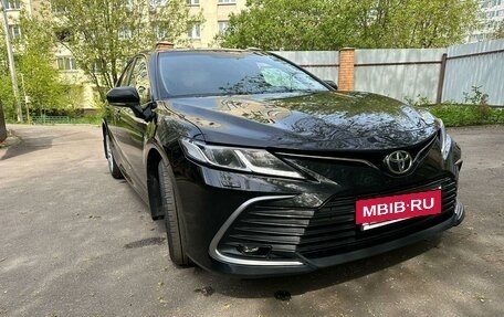 Toyota Camry, 2021 год, 3 000 000 рублей, 3 фотография