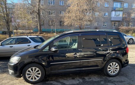 Volkswagen Touran III, 2012 год, 1 250 000 рублей, 3 фотография