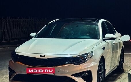 KIA Optima IV, 2018 год, 2 100 000 рублей, 3 фотография