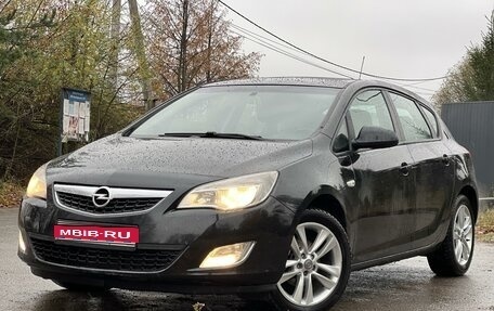 Opel Astra J, 2012 год, 795 000 рублей, 1 фотография