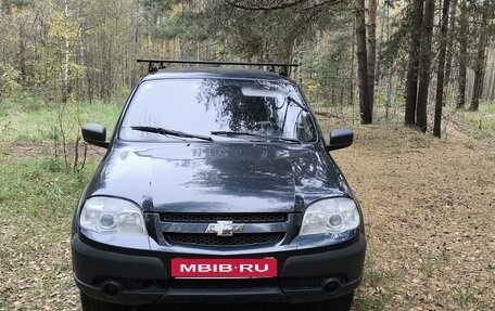 Chevrolet Niva I рестайлинг, 2012 год, 440 000 рублей, 1 фотография