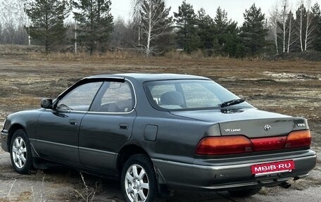 Toyota Vista, 1993 год, 449 000 рублей, 7 фотография