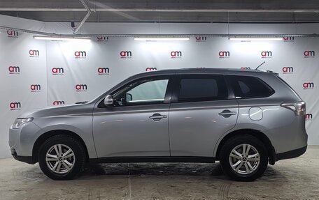 Mitsubishi Outlander III рестайлинг 3, 2013 год, 1 299 000 рублей, 7 фотография