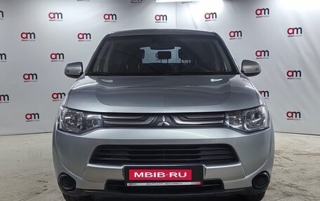 Mitsubishi Outlander III рестайлинг 3, 2013 год, 1 299 000 рублей, 2 фотография