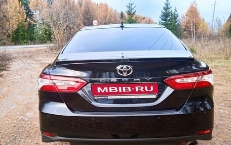 Toyota Camry, 2021 год, 2 970 000 рублей, 8 фотография