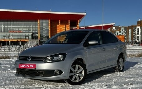 Volkswagen Polo VI (EU Market), 2013 год, 865 000 рублей, 1 фотография