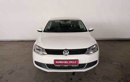 Volkswagen Jetta VI, 2013 год, 1 280 000 рублей, 2 фотография