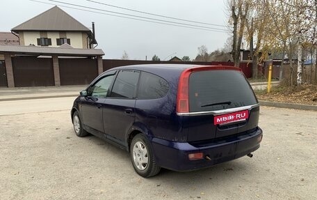 Honda Stream I рестайлинг, 2001 год, 380 000 рублей, 3 фотография