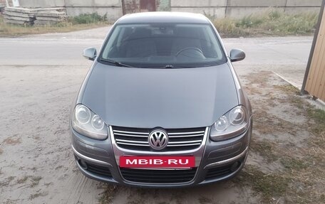 Volkswagen Jetta VI, 2008 год, 760 000 рублей, 2 фотография