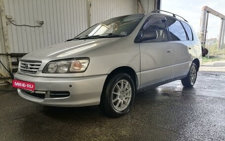 Toyota Ipsum II, 1997 год, 630 000 рублей, 2 фотография