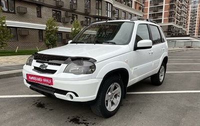 Chevrolet Niva I рестайлинг, 2018 год, 900 000 рублей, 1 фотография