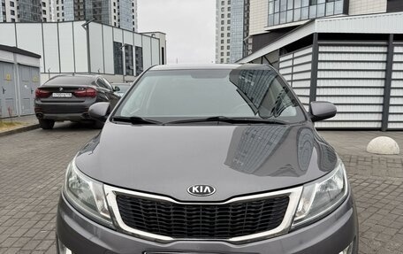 KIA Rio III рестайлинг, 2014 год, 950 000 рублей, 2 фотография