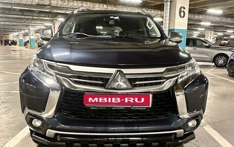 Mitsubishi Pajero Sport III рестайлинг, 2019 год, 3 520 000 рублей, 1 фотография