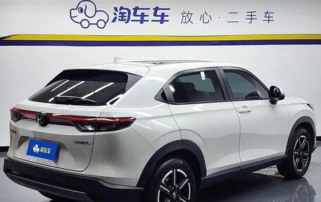 Honda Vezel, 2023 год, 2 430 000 рублей, 3 фотография