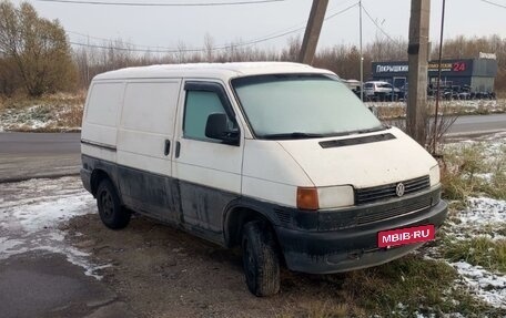 Volkswagen Transporter T4, 2001 год, 490 000 рублей, 2 фотография