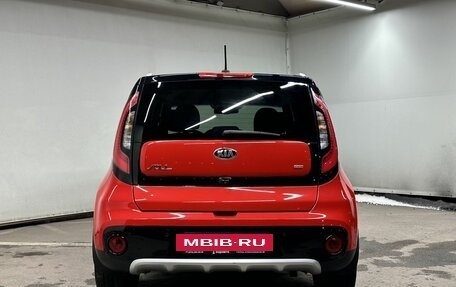 KIA Soul II рестайлинг, 2017 год, 1 585 000 рублей, 7 фотография