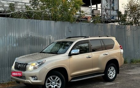 Toyota Land Cruiser Prado 150 рестайлинг 2, 2012 год, 3 069 000 рублей, 2 фотография