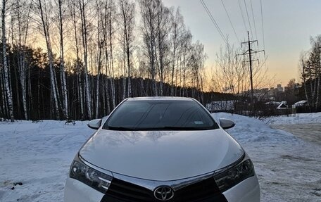 Toyota Corolla, 2013 год, 1 450 000 рублей, 2 фотография