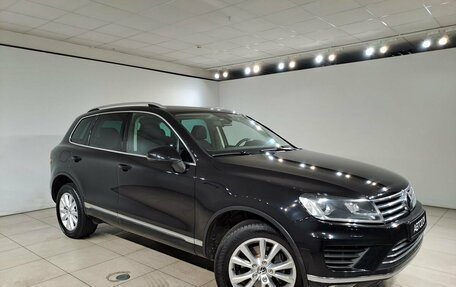 Volkswagen Touareg III, 2015 год, 2 919 000 рублей, 2 фотография