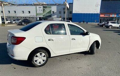 Renault Logan II, 2018 год, 630 000 рублей, 1 фотография